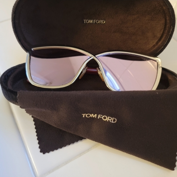 Tom Ford Mirrored lens Sunglasses - Picture 2 of 8